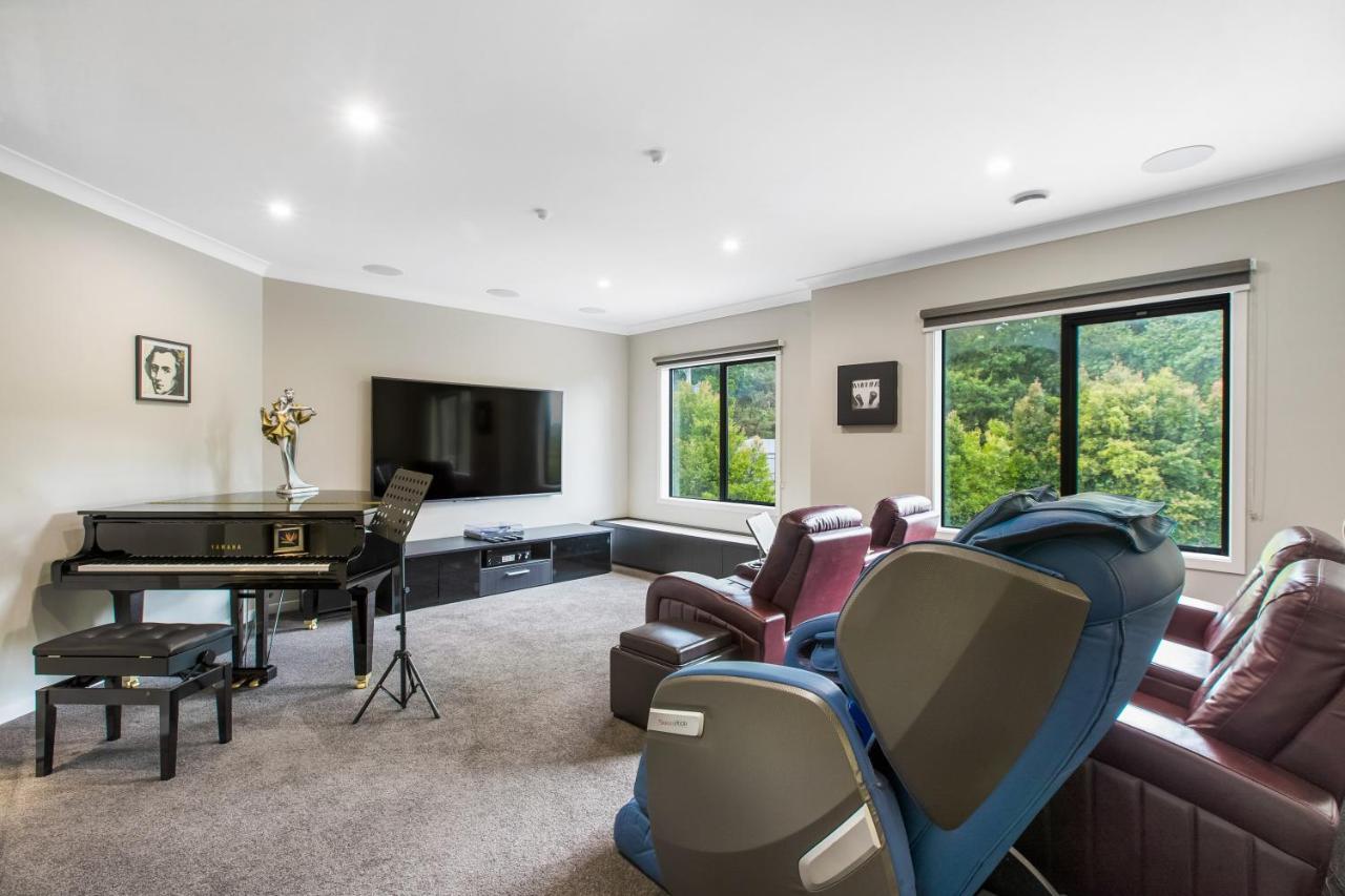 Lifestyle Excellence Villa Auckland Exterior photo